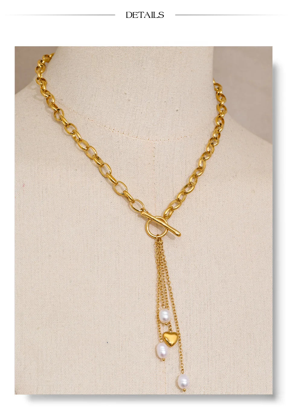 Freshwater pearl heart chain necklace in gold-plated stainless steel with freshwater pearl.