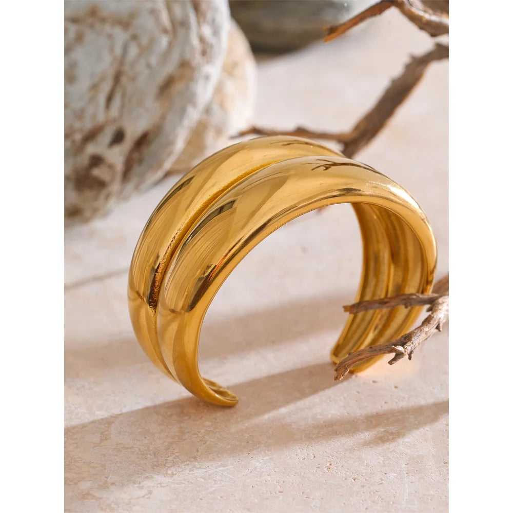 Geometric Layered Bracelet — 18K Gold-Plated Stainless Steel · PS2054
