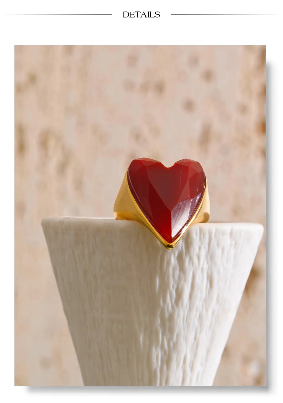 Red natural stone heart ring in 18K gold-plated stainless steel with natural stone.