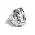 Pearl cross geometric ring in 18K gold-plated stainless steel with pearl.
