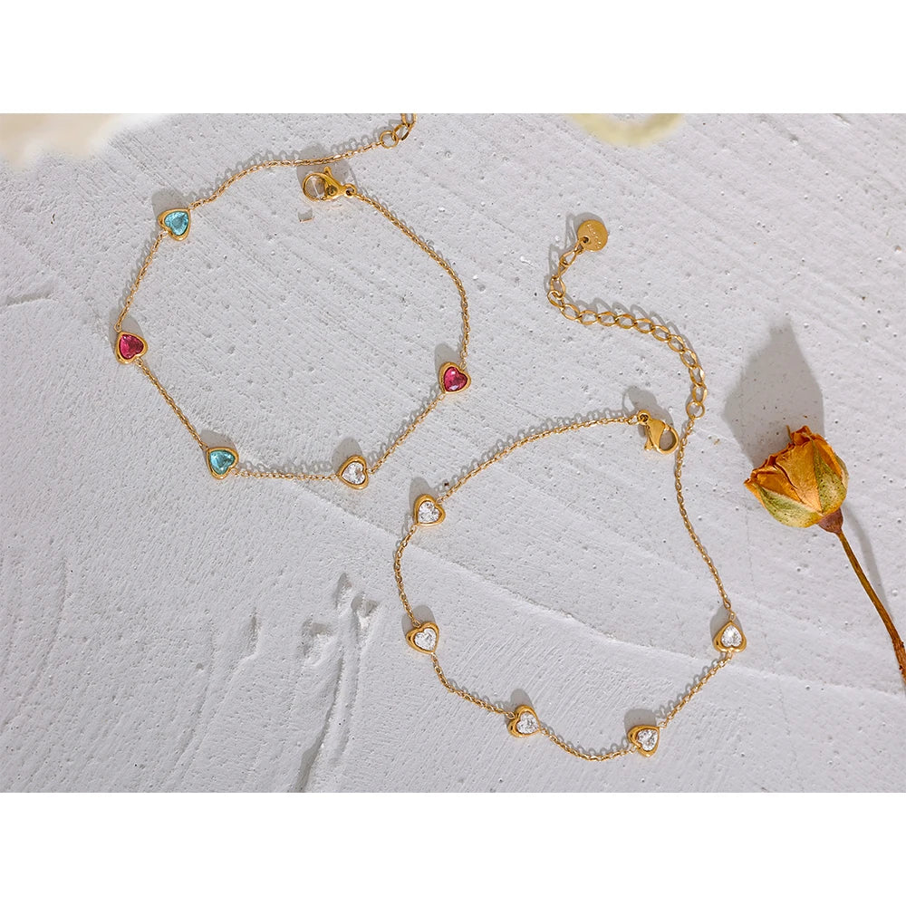 White Cubic Zirconia Heart Necklace — Gold-Plated Stainless Steel with Cubic Zirconia · PS2304