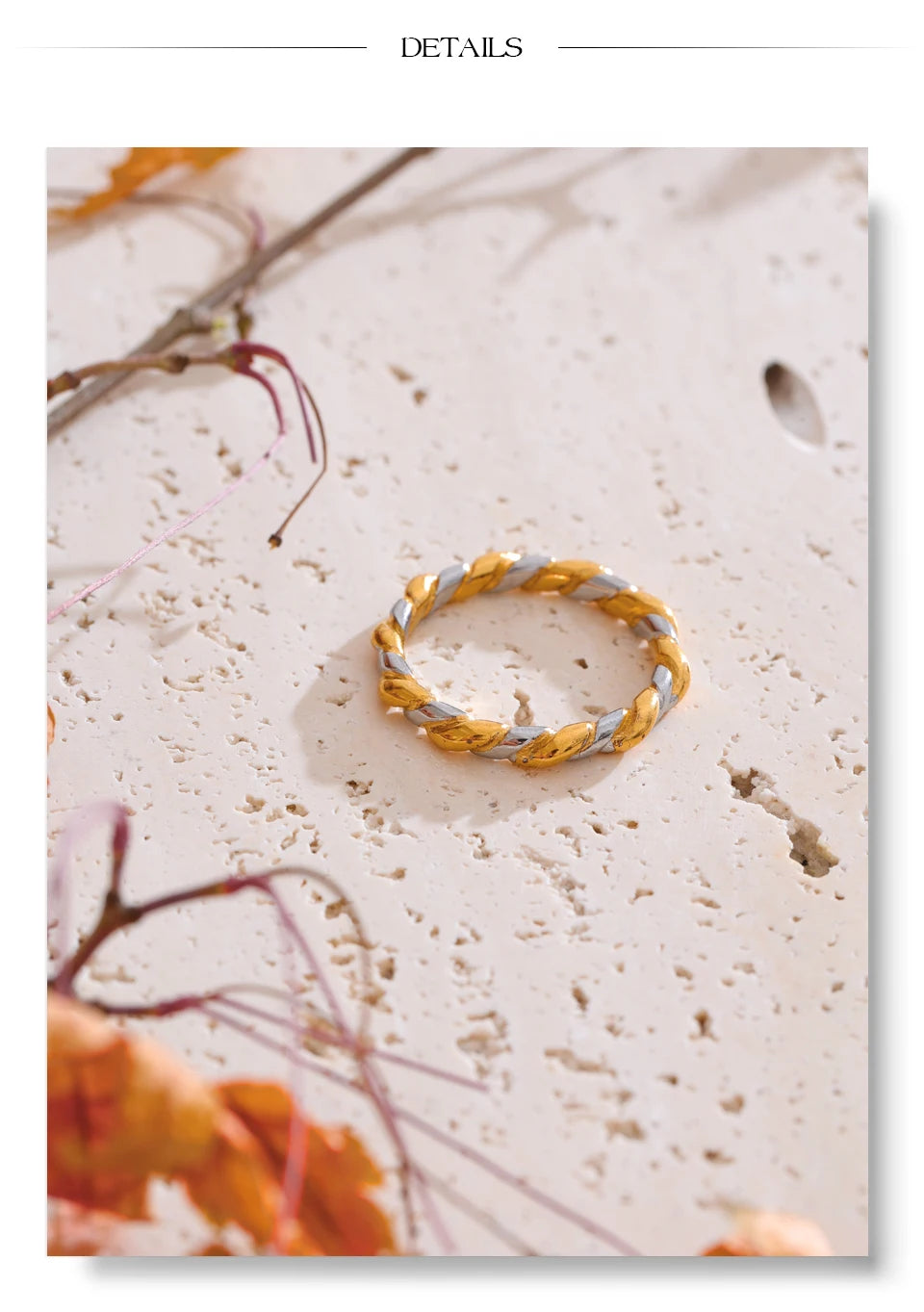 Minimalist geometric ring in 18K gold-plated stainless steel.