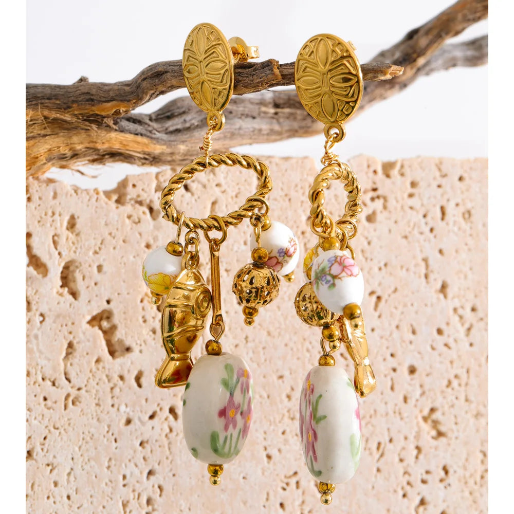 Flower Earrings — Gold-Plated Stainless Steel · PS1661