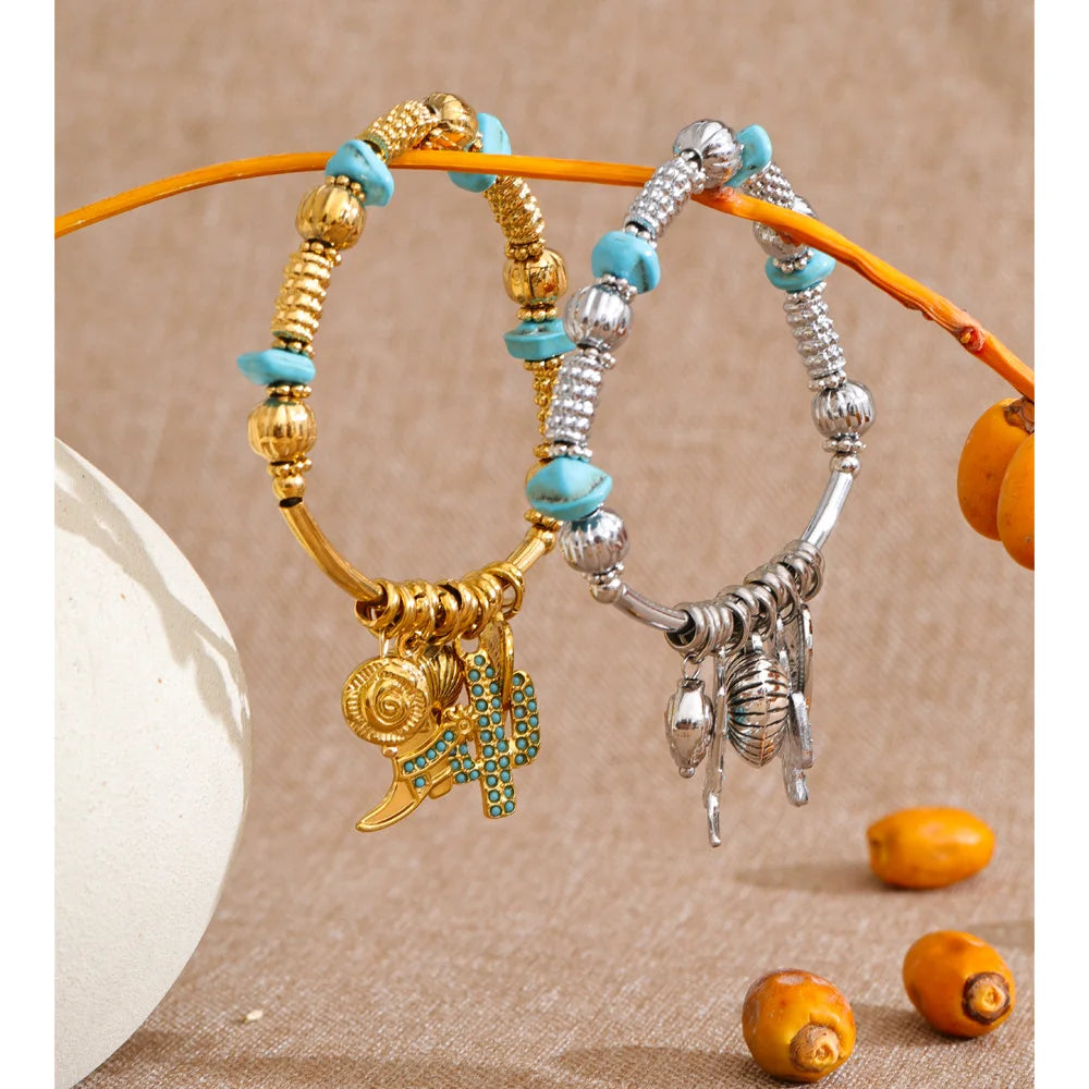Natural Stone Heart Flower Bracelet — Gold-Plated Stainless Steel with Natural Stone · PS1139