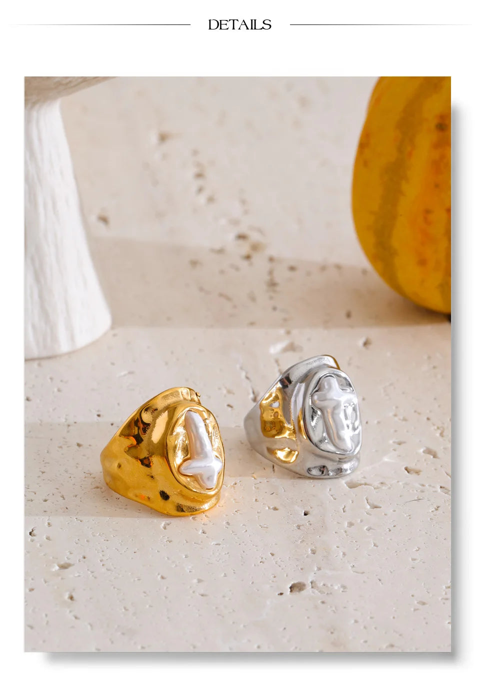 Pearl cross geometric ring in 18K gold-plated stainless steel with pearl.