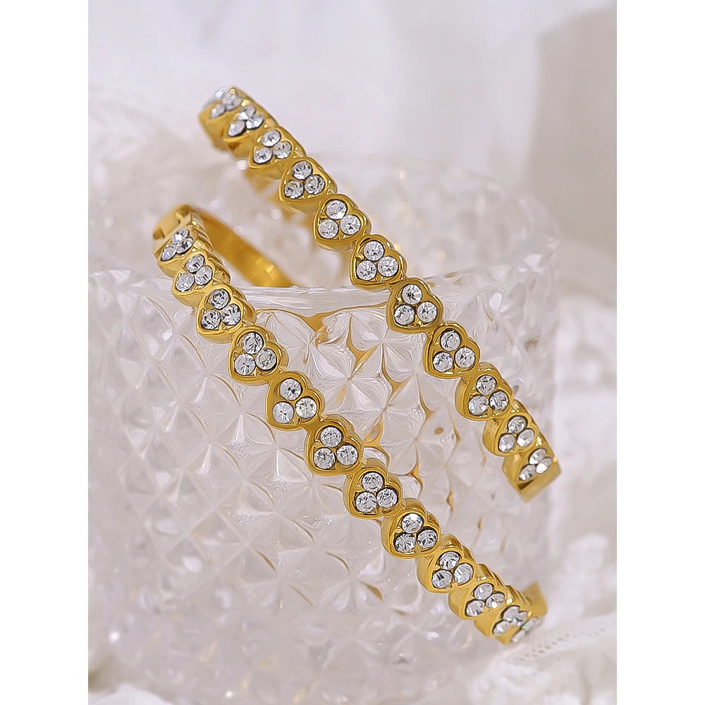 Love Heart Bangle Bracelet — 316L Stainless Steel · PS411