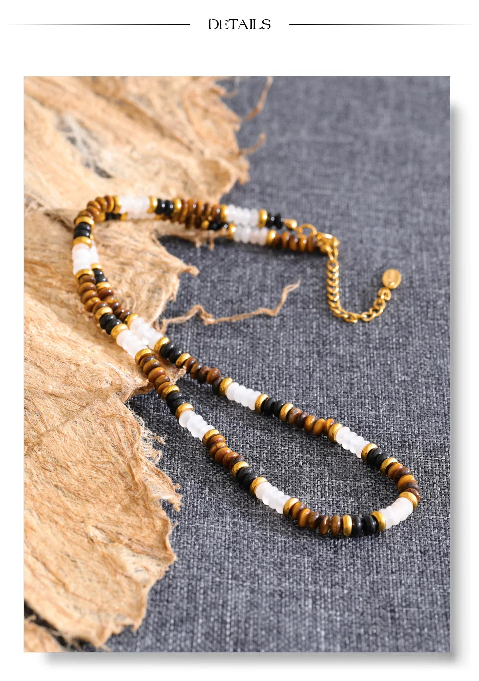 Pink natural stone beaded necklace in gold-plated stainless steel with natural stone.