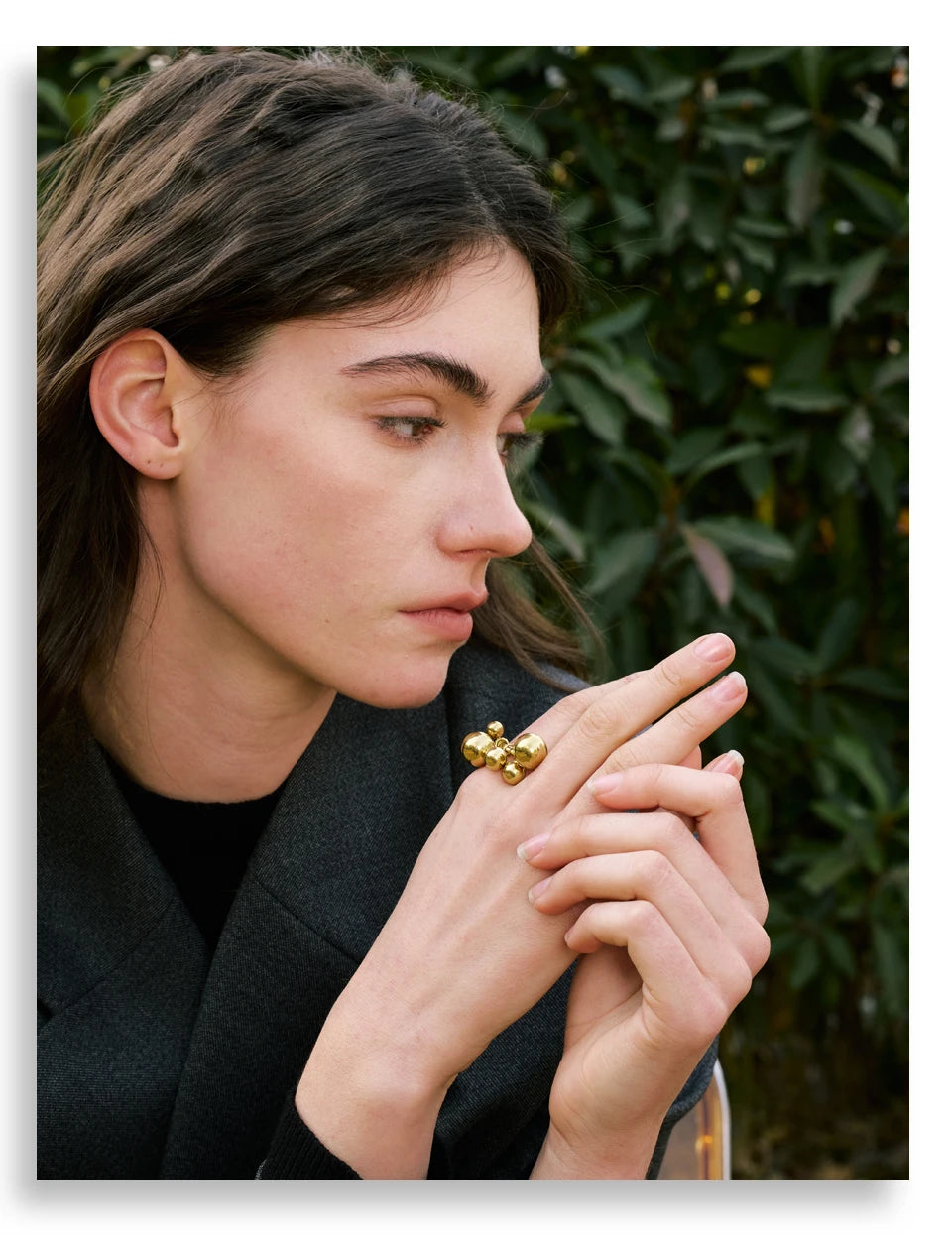 Beaded geometric ring in 18K gold-plated stainless steel.