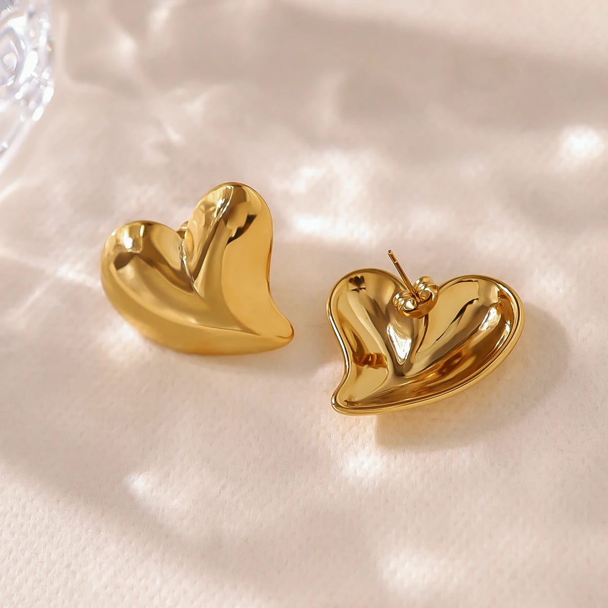 Stud Earrings Asymmetric Heart Glossy — 316L Stainless Steel · PS426