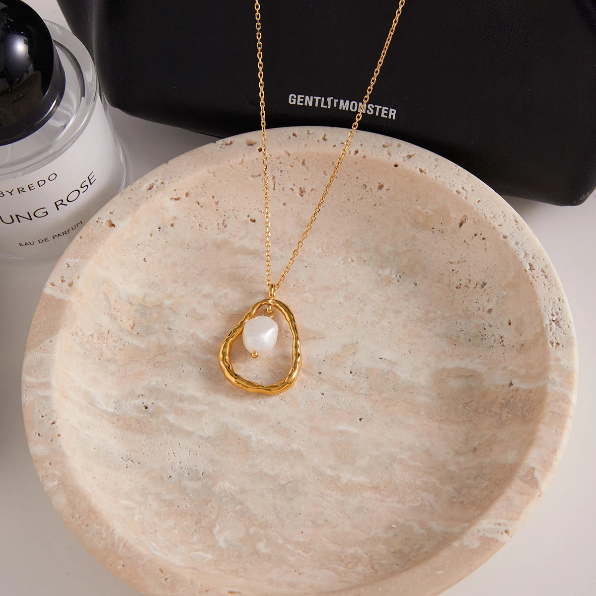 Pearl Teardrop Necklace — Stainless Steel · PS172