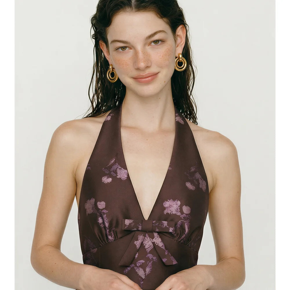 Geometric earrings in gold-plated stainless steel.