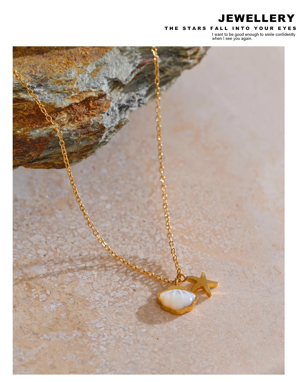 Shell star geometric necklace in gold-plated stainless steel with shell.