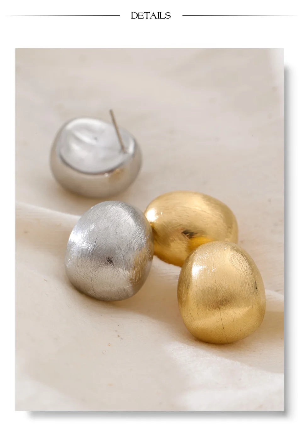 Vintage geometric earrings in gold-plated stainless steel.