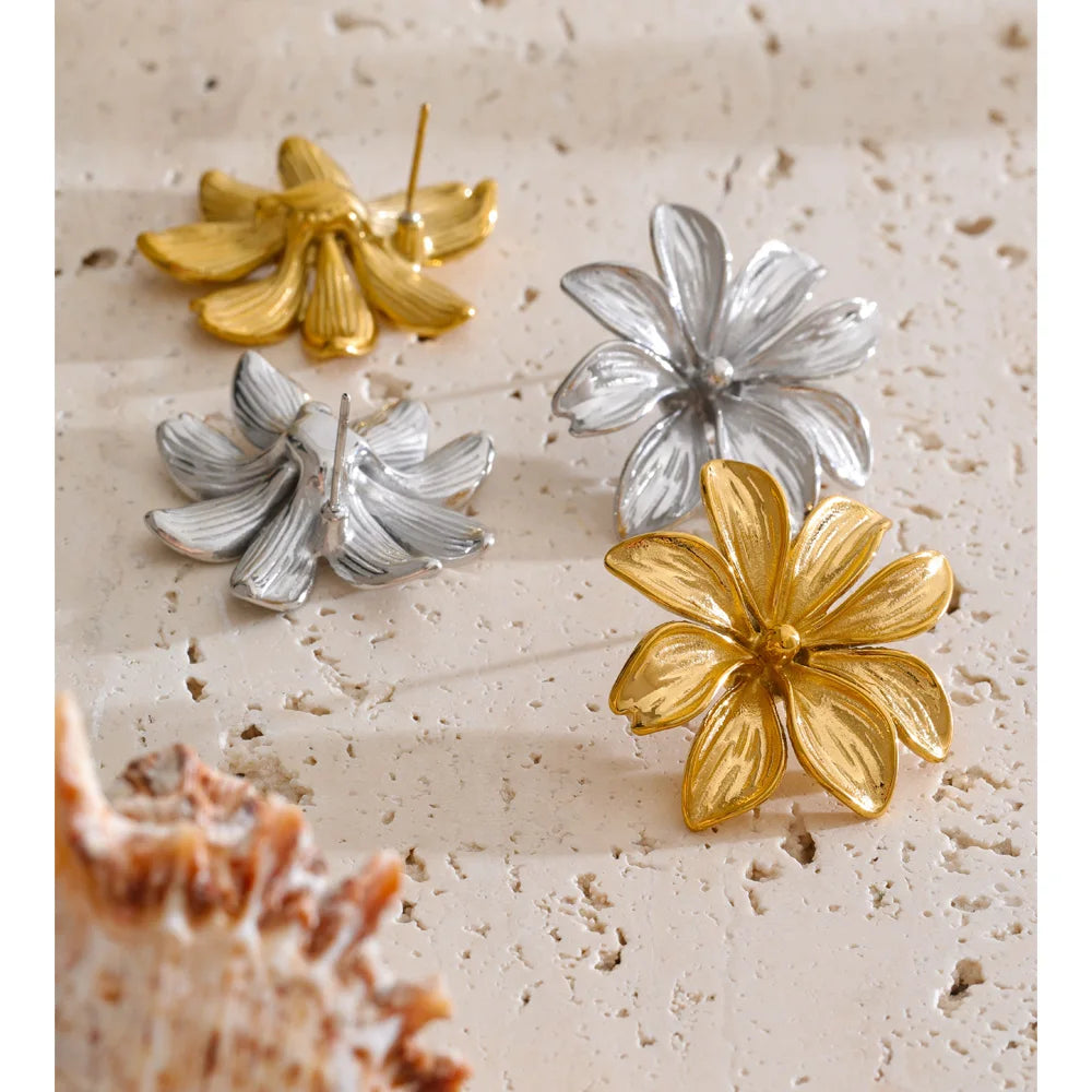 Flower Earrings — Gold-Plated Stainless Steel · PS2133