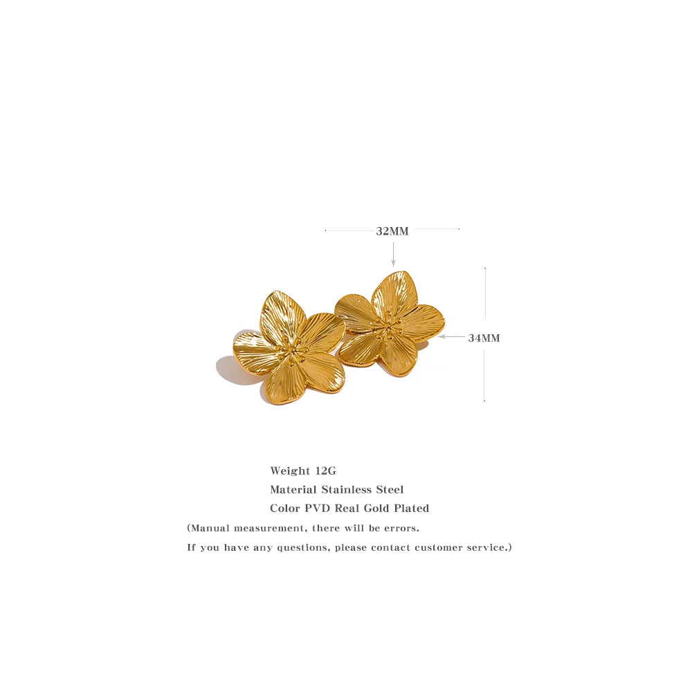 Flower vintage geometric earrings in gold-plated stainless steel.