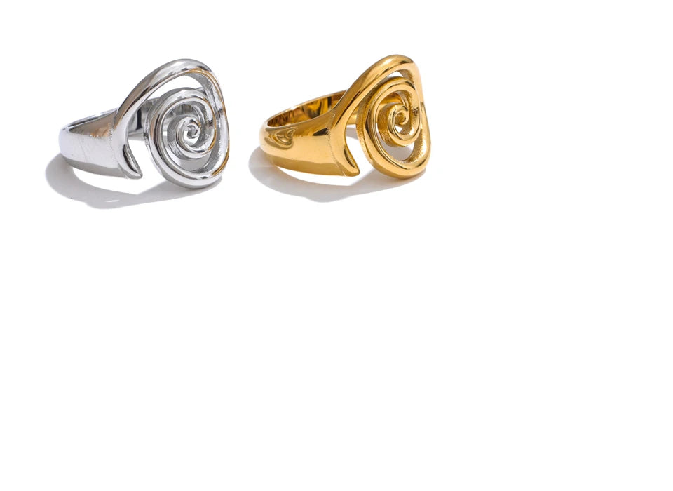 Geometric ring in gold-plated stainless steel.