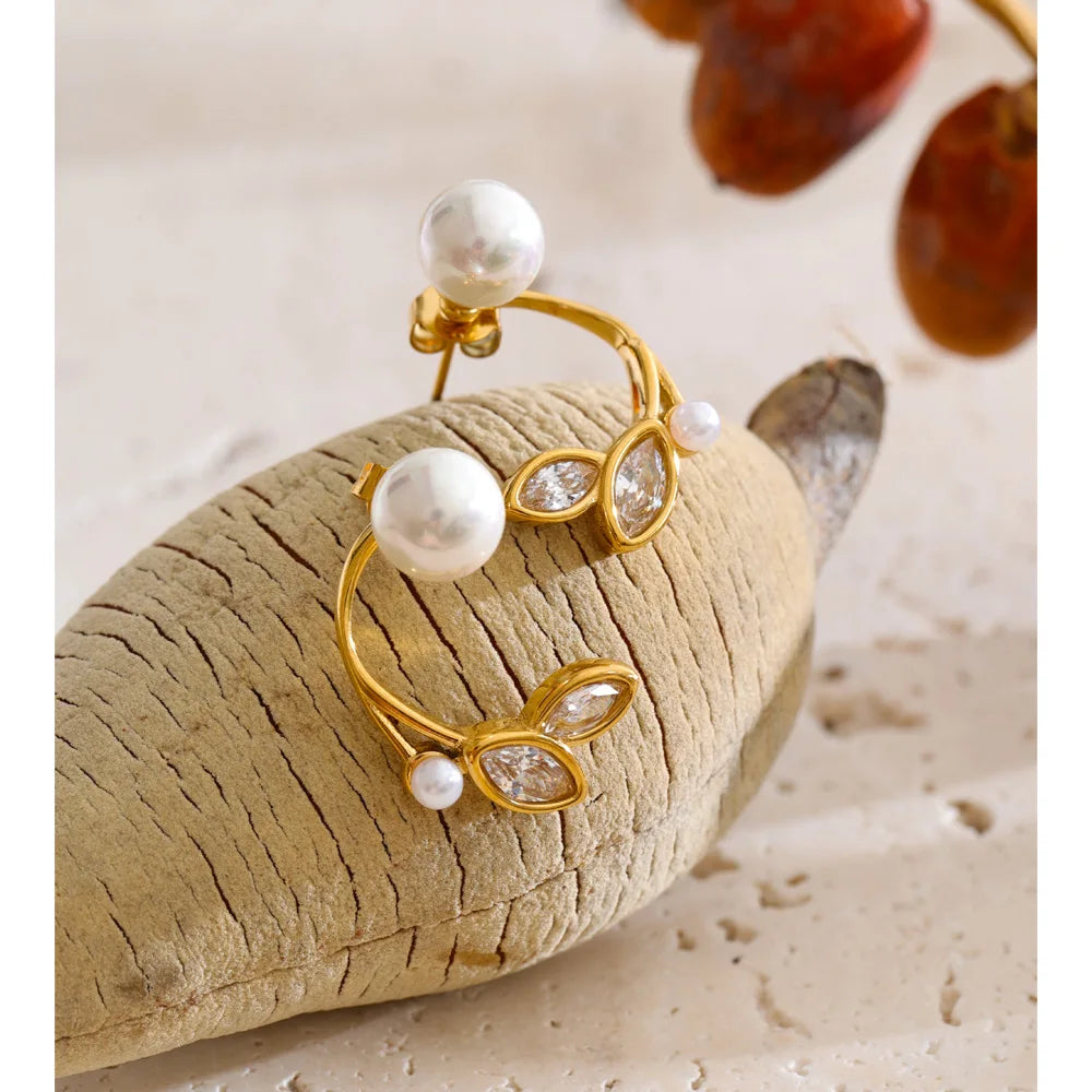Cubic Zirconia Pearl Geometric Earrings — Gold-Plated Stainless Steel with Pearl and Cubic Zirconia · PS1303
