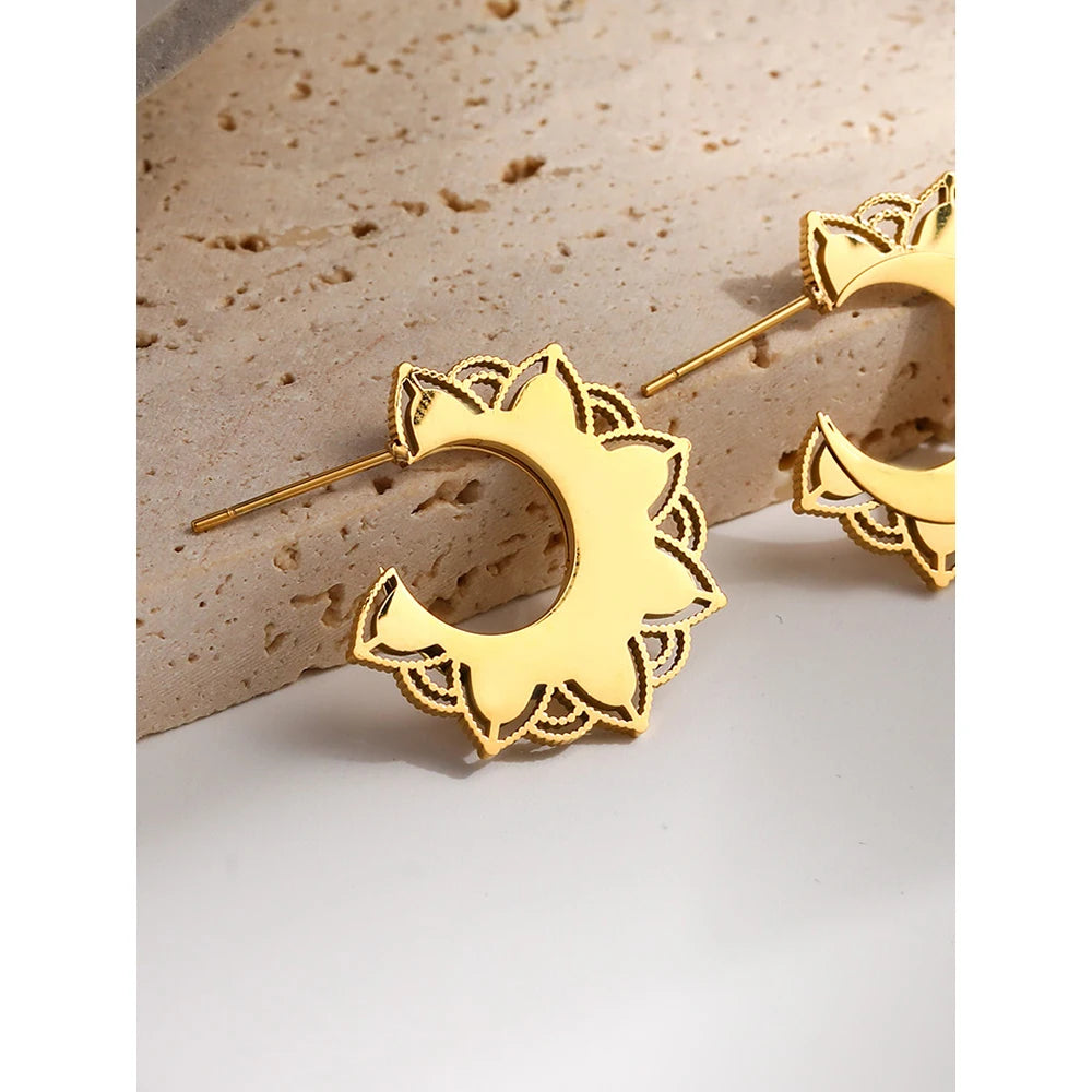 Hoop Earrings Metal C Shaped Geometric — 316L Stainless Steel · PS460