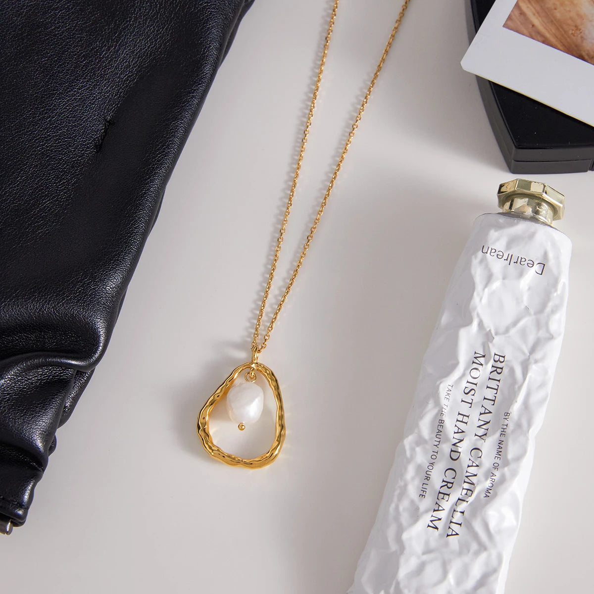 Pearl Teardrop Necklace — Stainless Steel · PS172