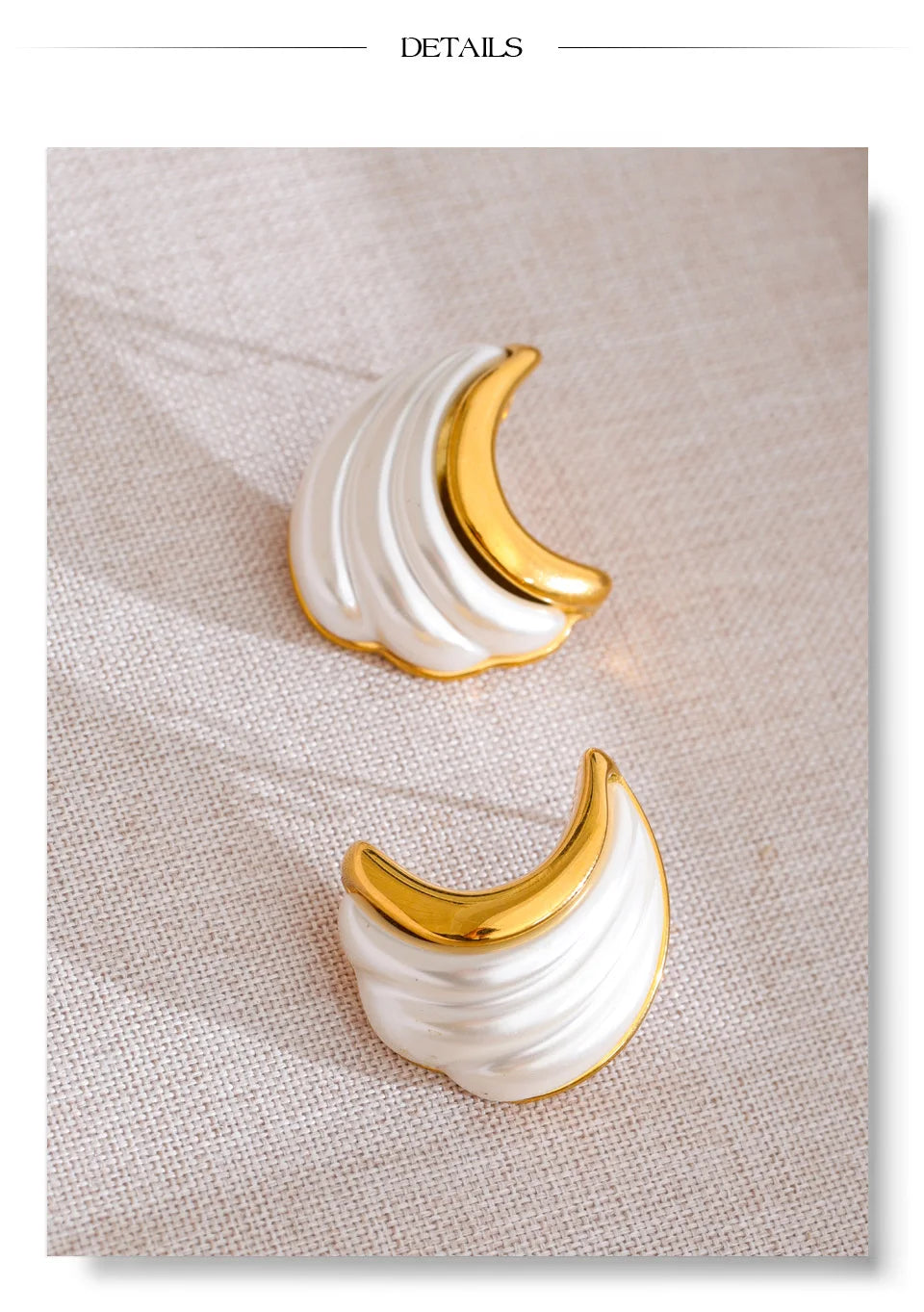 Pearl geometric earrings in gold-plated stainless steel with pearl.