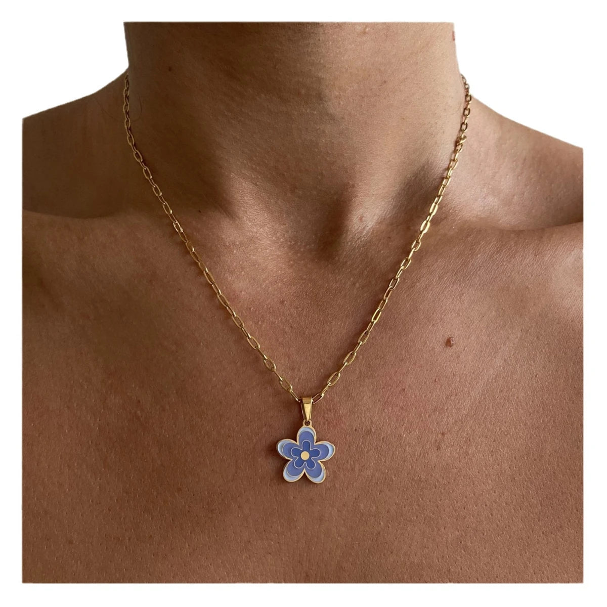 Versatile and fashionable multi-layer oil dripping flower pendant necklace charming women's jewelry