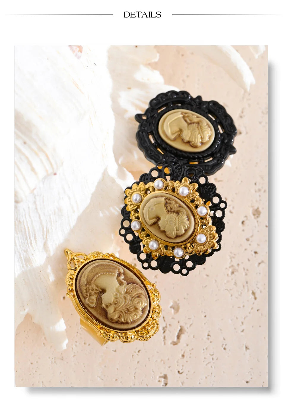 Pearl resin geometric ring in 18K gold-plated stainless steel with pearl and resin.