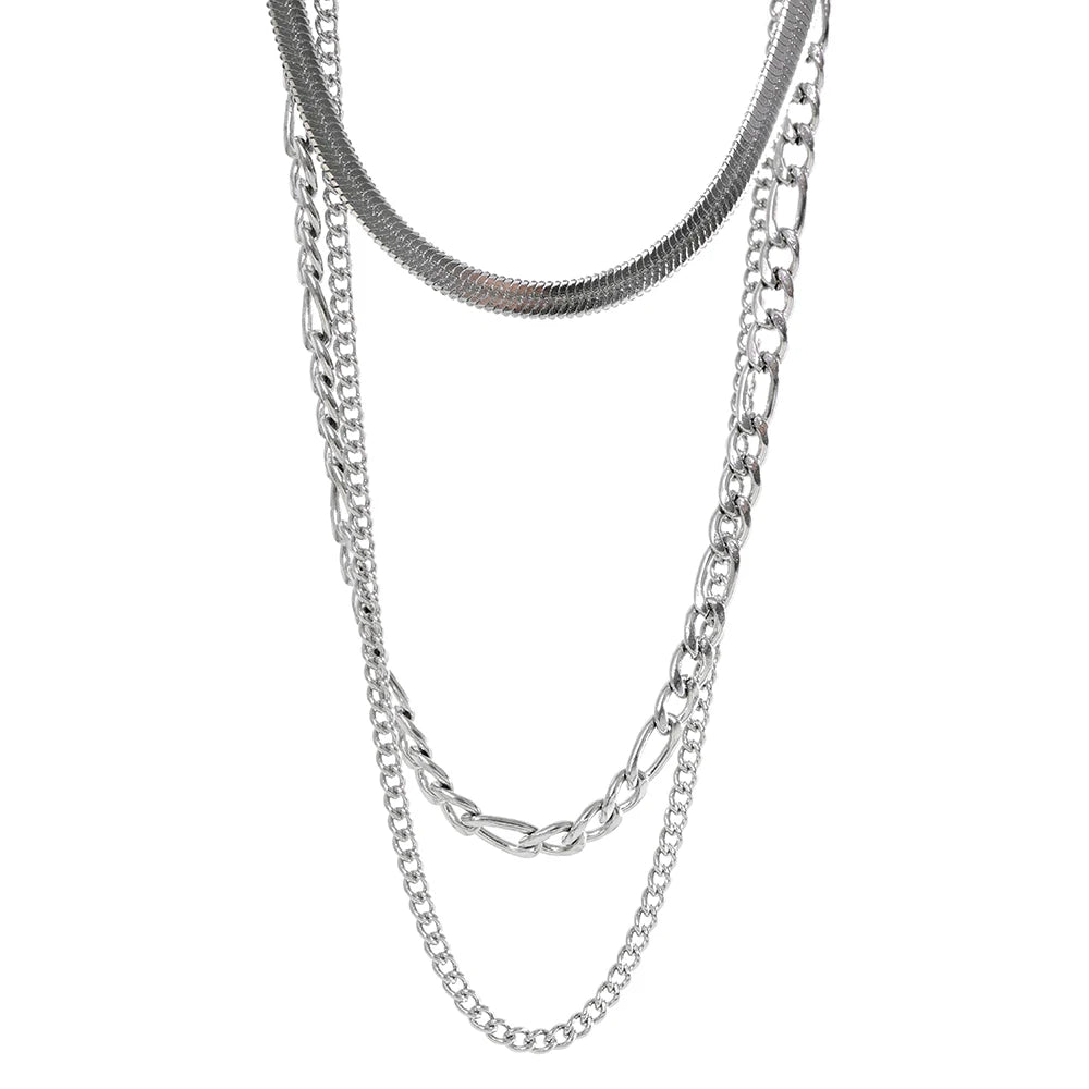 Geometric chain layered necklace in gold-plated stainless steel.