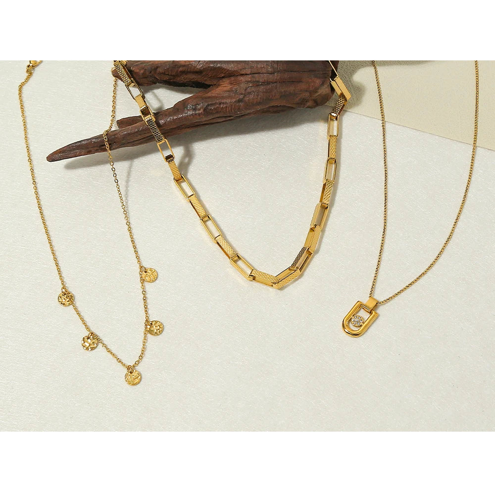Vintage Pendant Necklace Charm Choker — 316L Stainless Steel · PS385