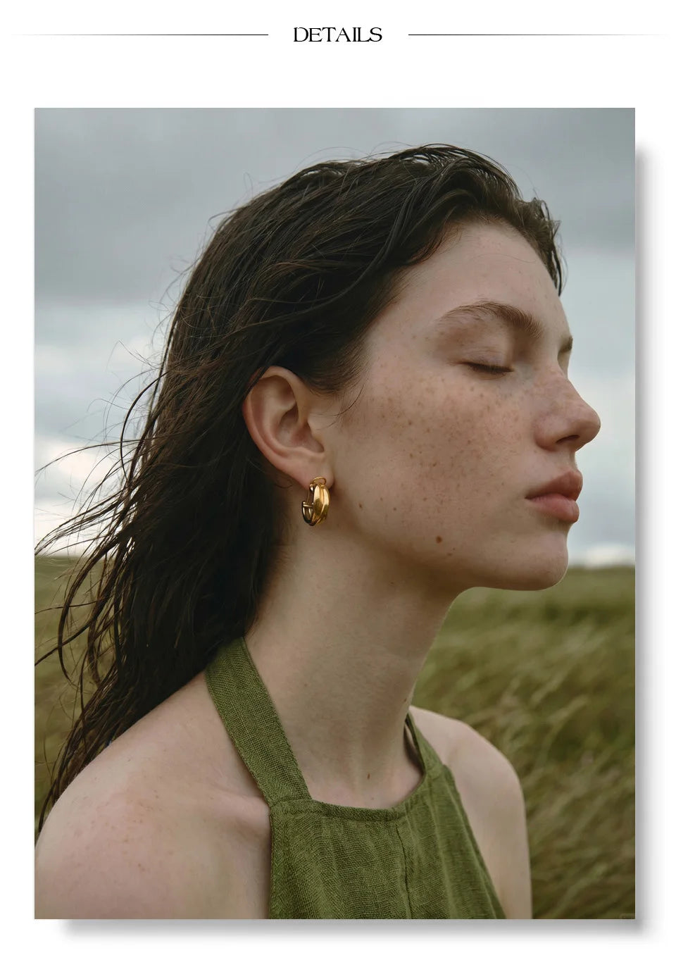 Vintage geometric earrings in gold-plated stainless steel.