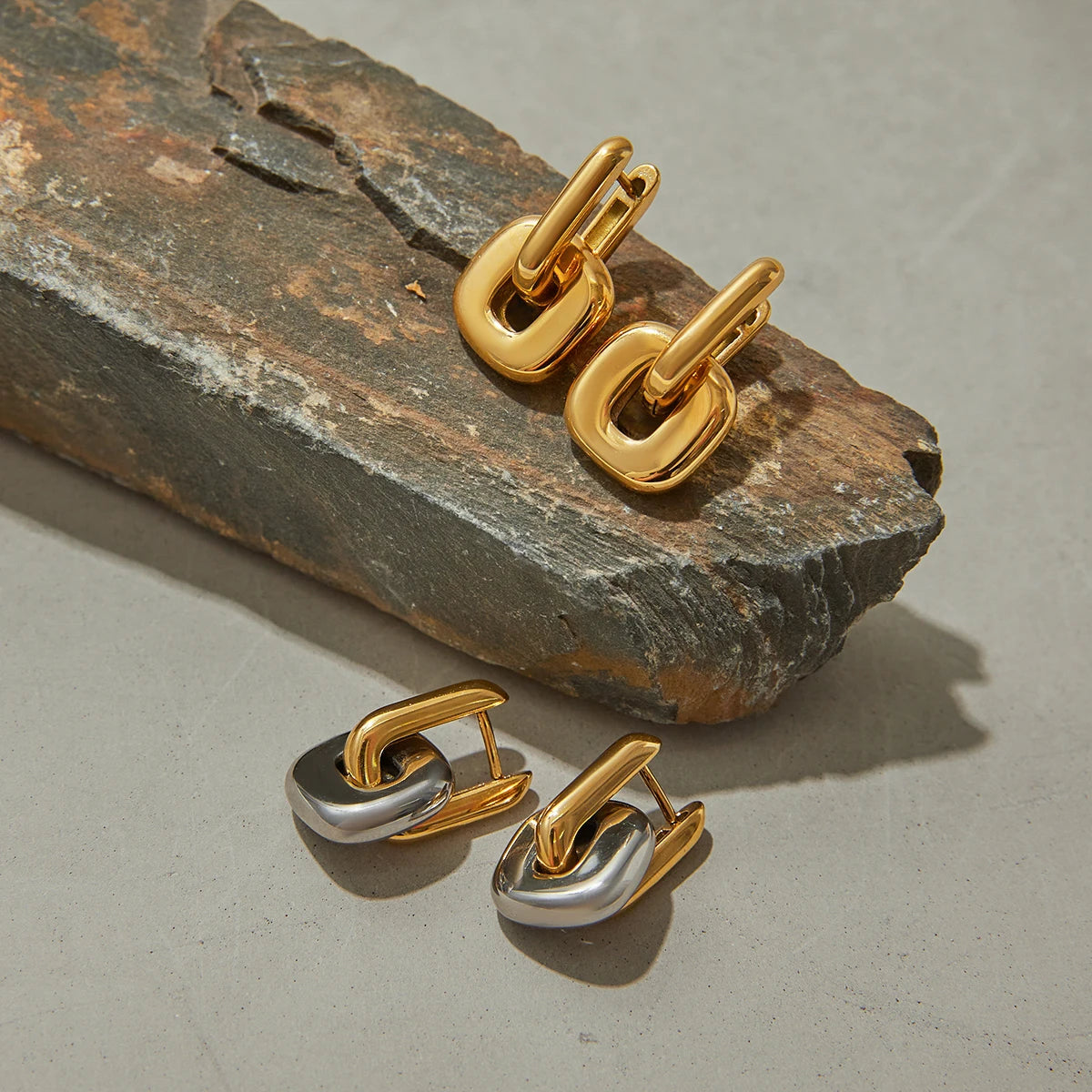Two-Tone Link Hoop Earrings — Stainless Steel · PS088