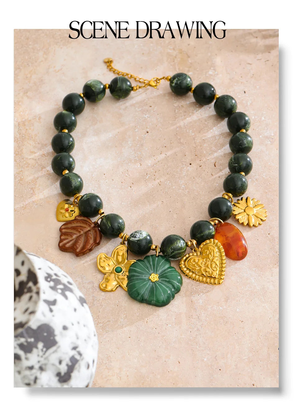 Green resin acrylic necklace in gold-plated stainless steel with resin and acrylic.