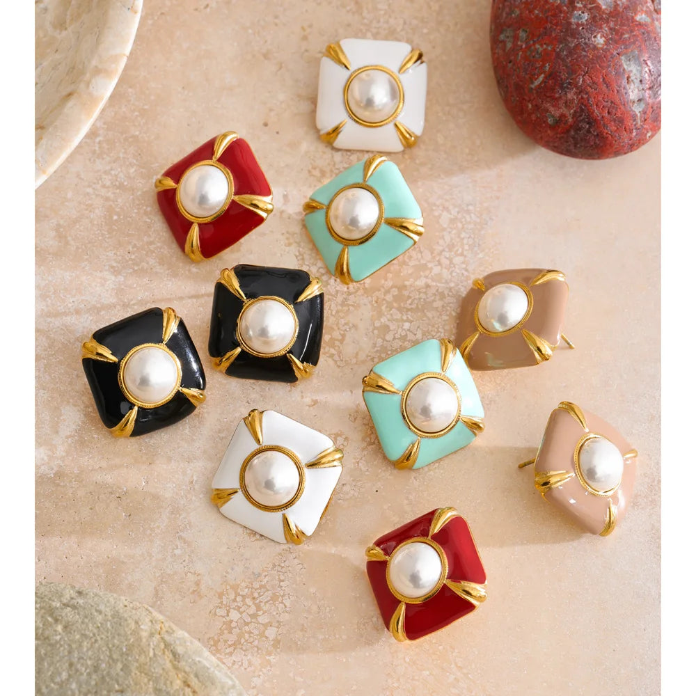 Pearl enamel multi-color earrings in gold-plated stainless steel with pearl and enamel.