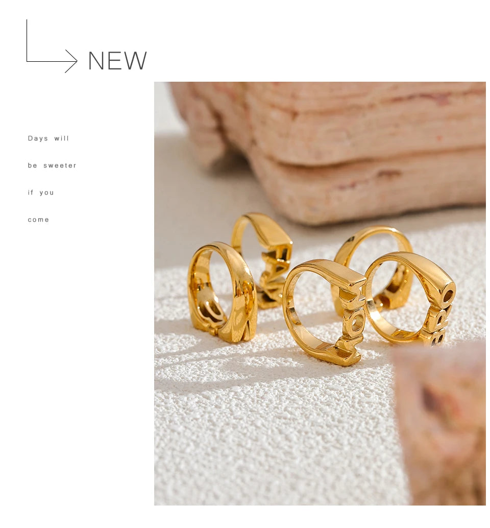 Geometric ring in 18K gold-plated stainless steel.