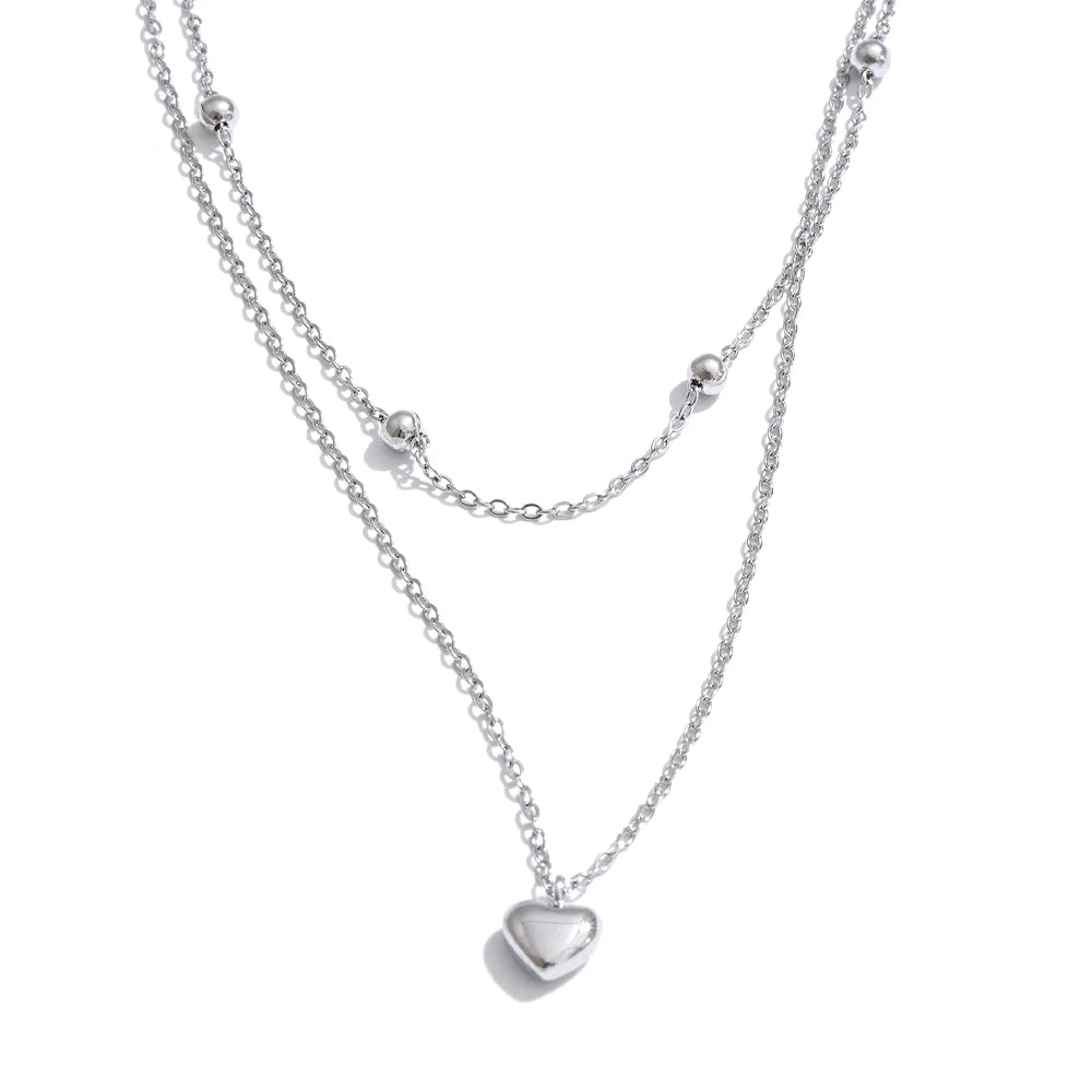 Heart chain necklace in gold-plated stainless steel.