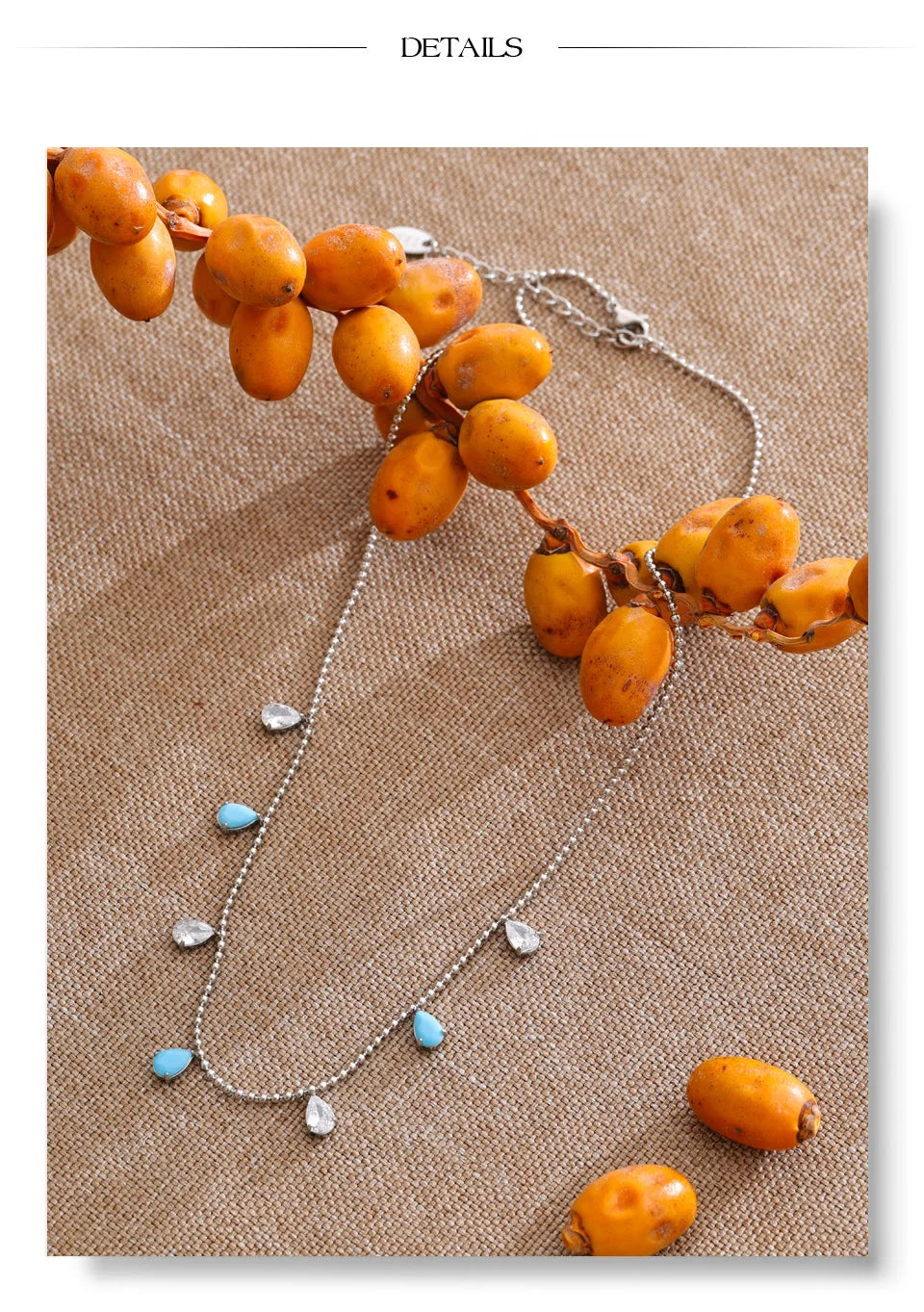 Cubic zirconia necklace in gold-plated stainless steel with cubic zirconia.