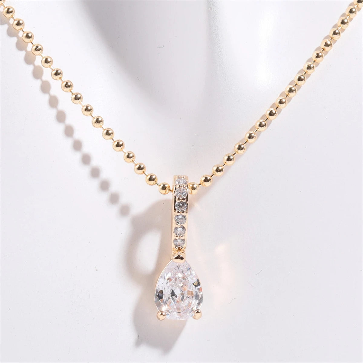 Zircon Necklace Grandmother Green Bead Chain Chocker Short Necklace Light Luxury Style Color Protection