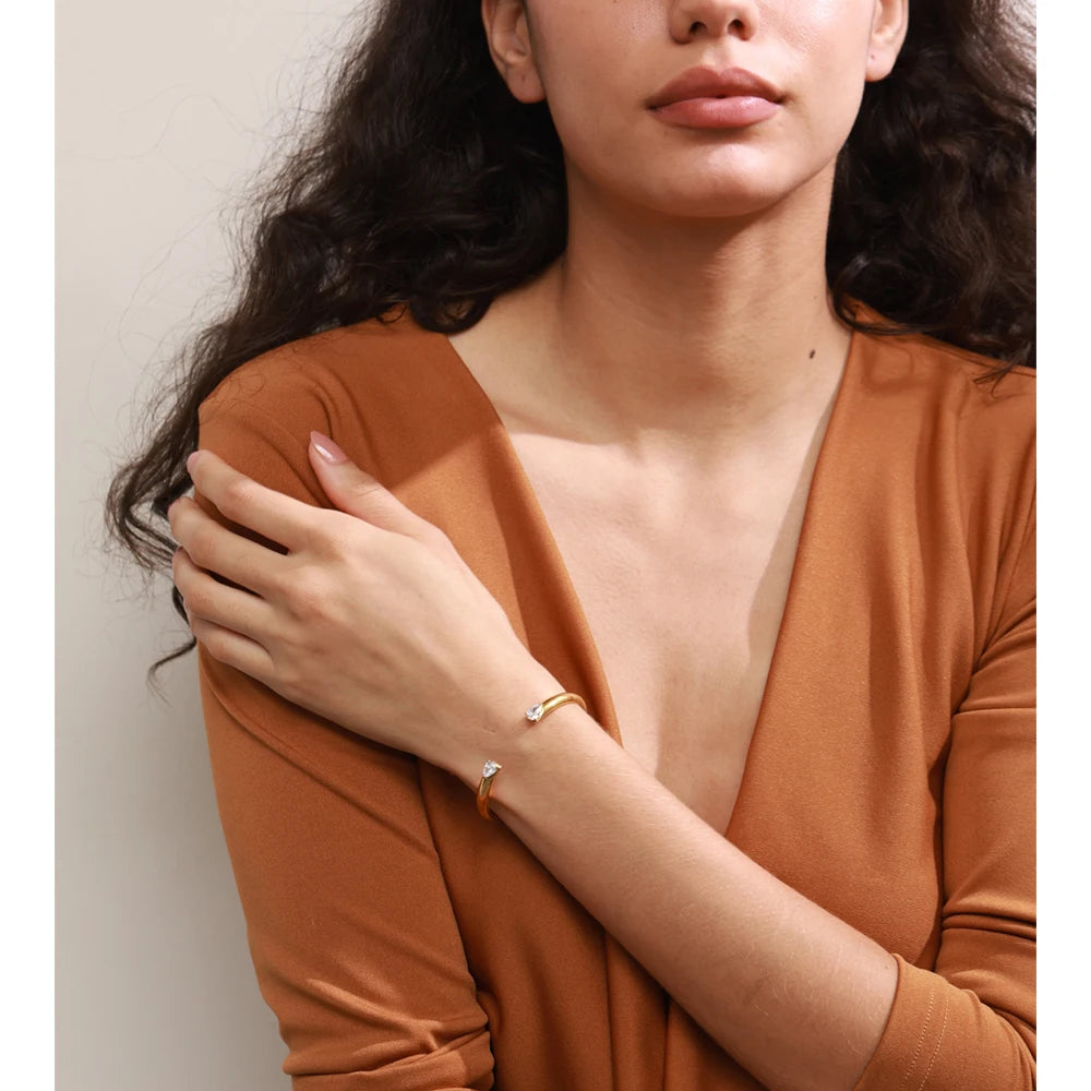 Cubic Zirconia Geometric Bracelet — Gold-Plated Stainless Steel with Cubic Zirconia · PS1592