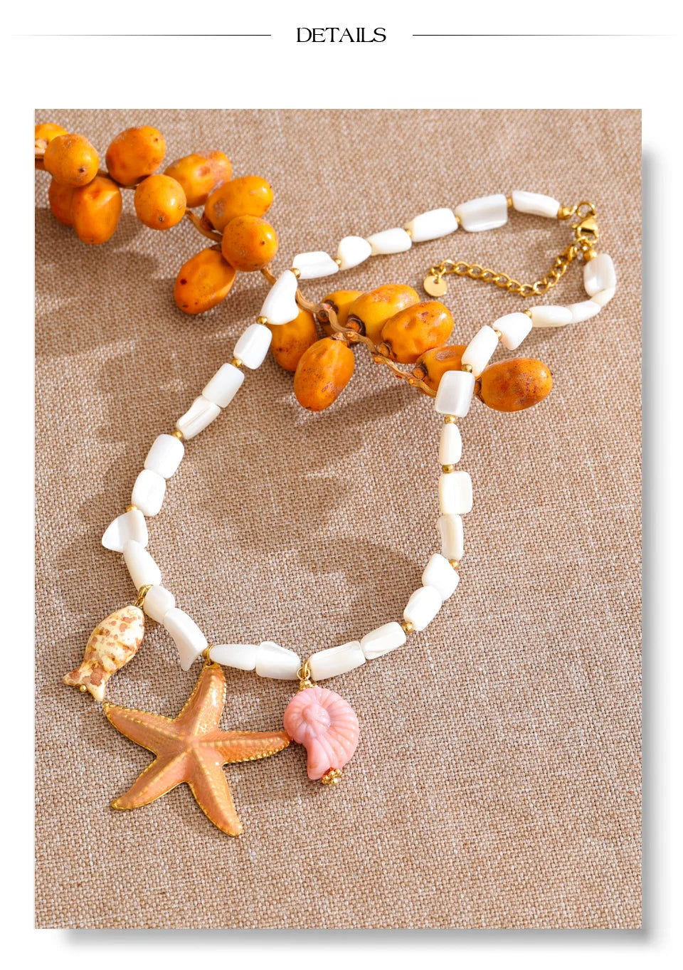 Shell star chain necklace in gold-plated stainless steel with shell.