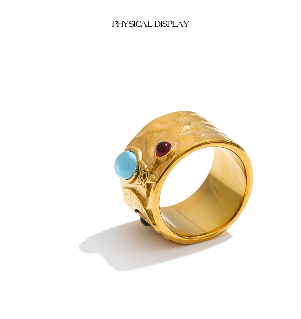 Glass star moon ring in 18K gold-plated stainless steel.