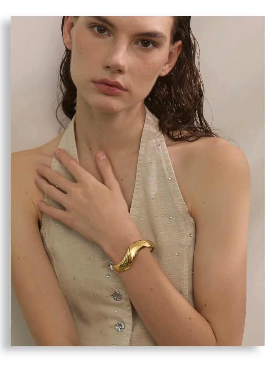 Minimalist Geometric Bracelet — Gold-Plated Stainless Steel · PS1688