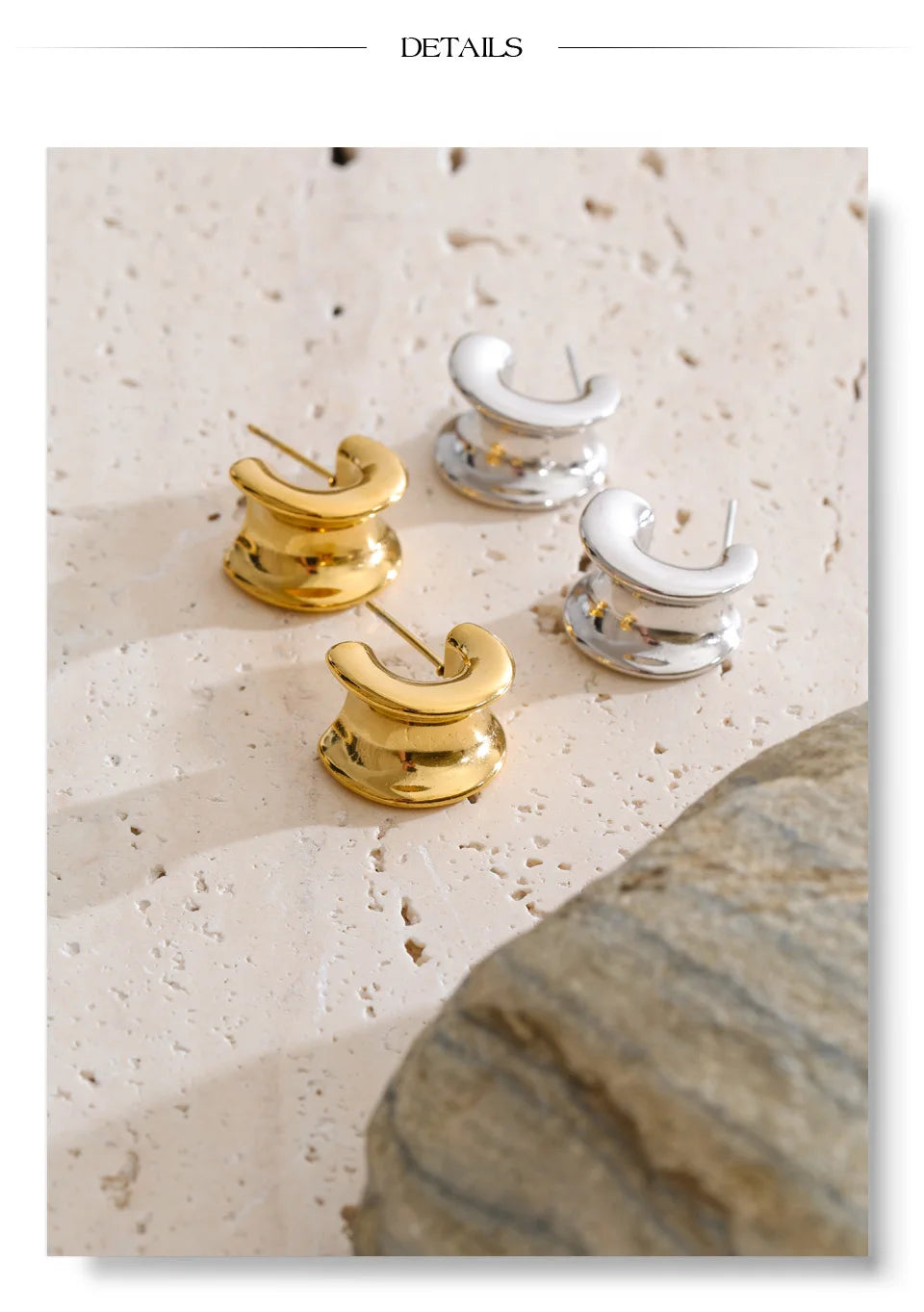 Geometric earrings in gold-plated stainless steel.