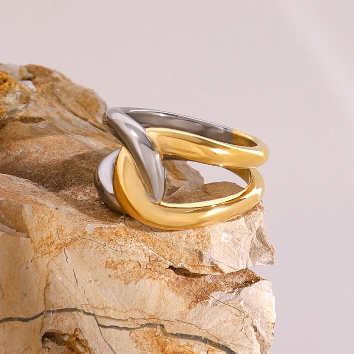 Two-Tone Knot Ring — Stainless Steel · PS271