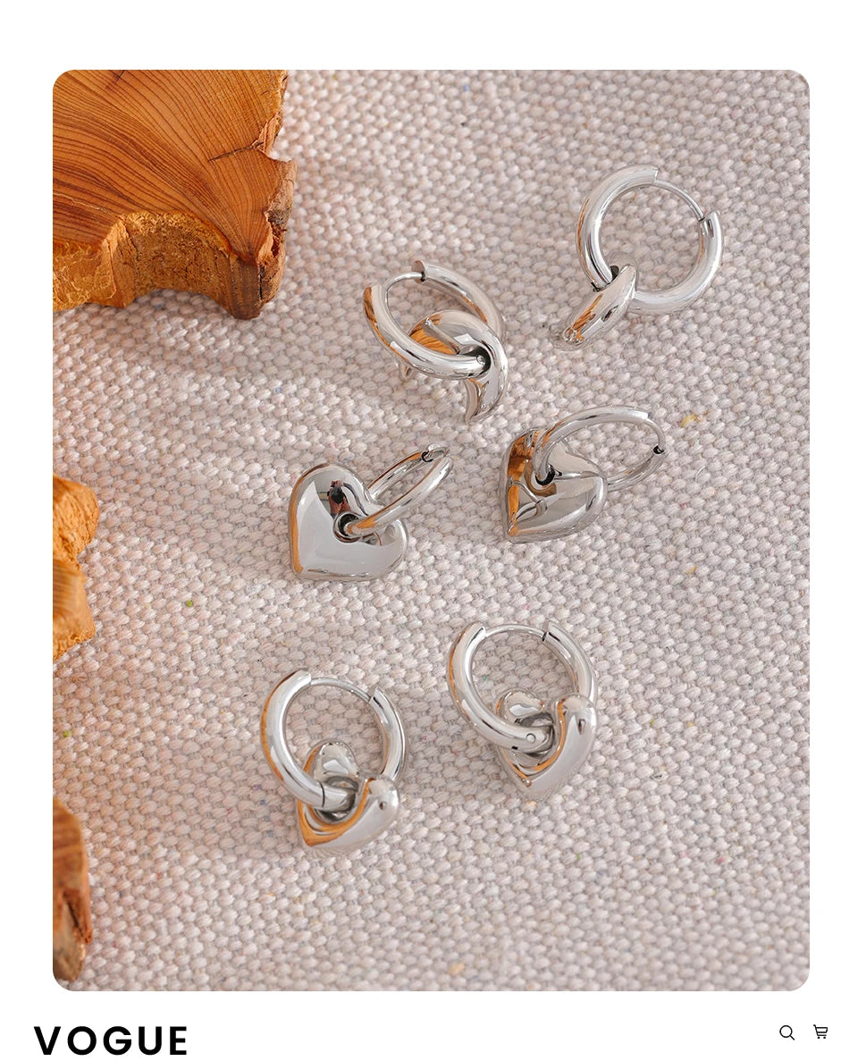 Heart star moon earrings in gold-plated stainless steel.