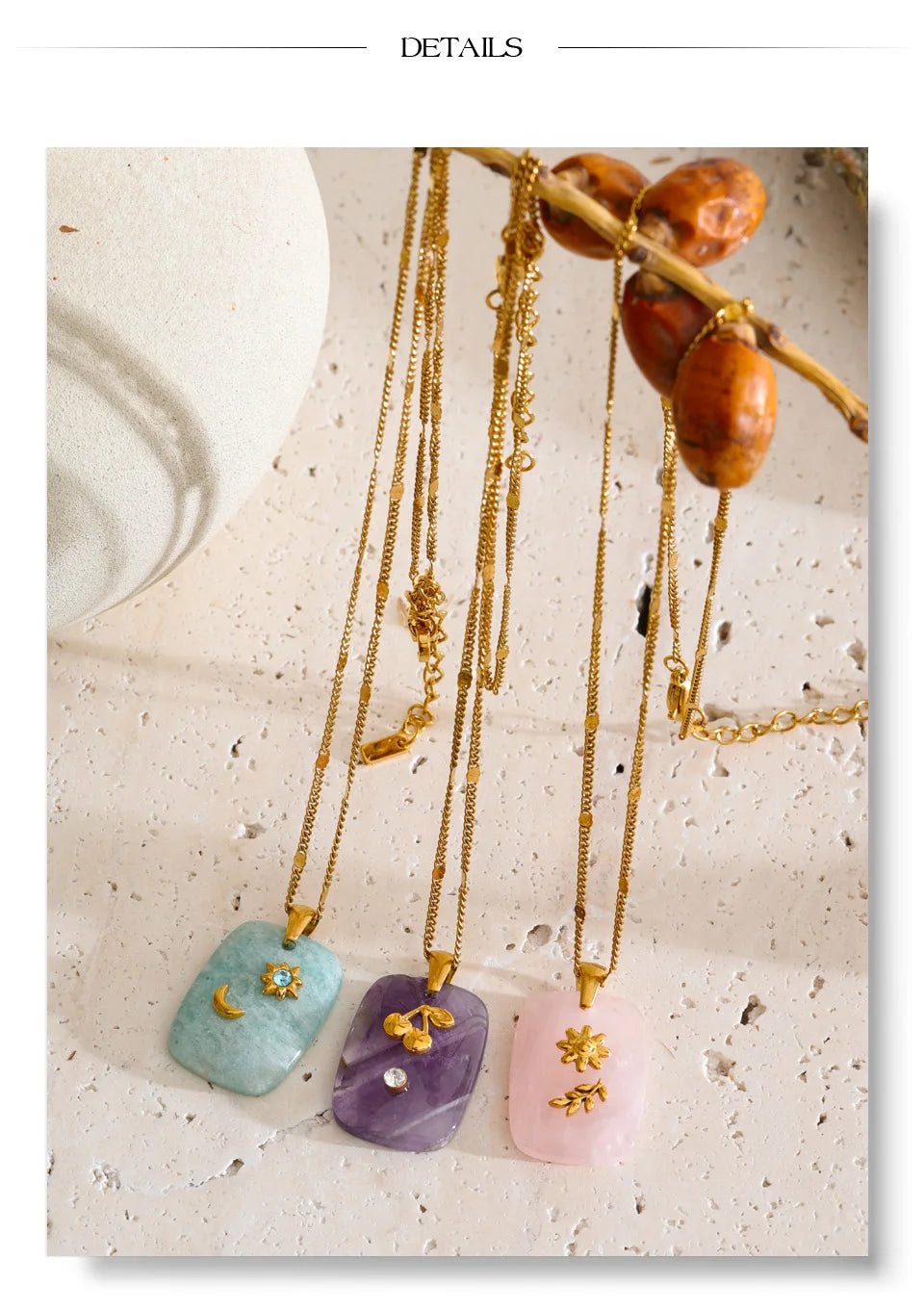 Pink natural stone star necklace in gold-plated stainless steel with natural stone.