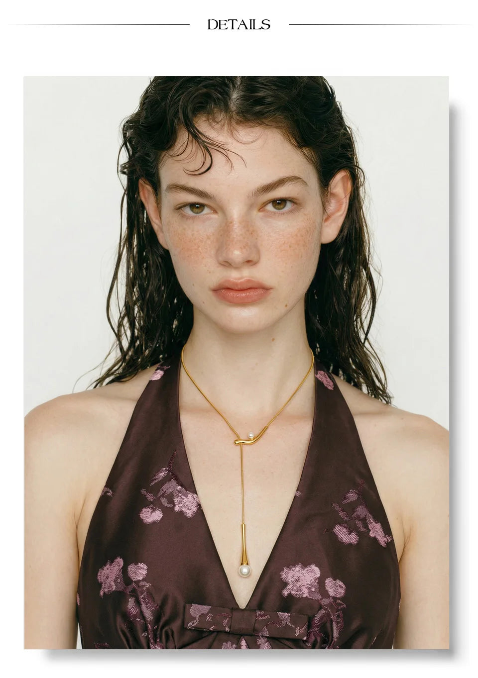 Pearl geometric chain necklace in gold-plated stainless steel with pearl.