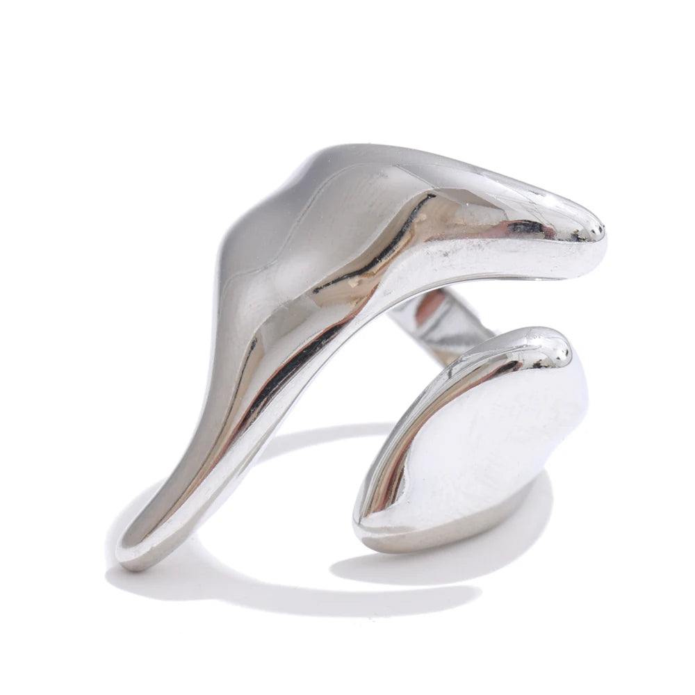 Geometric ring in 18K gold-plated stainless steel.
