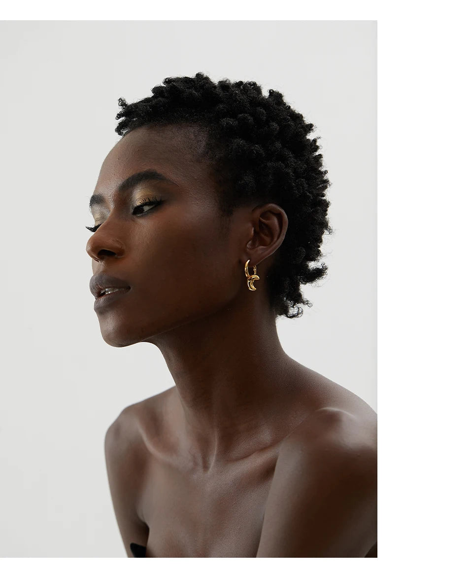 Heart star moon earrings in gold-plated stainless steel.