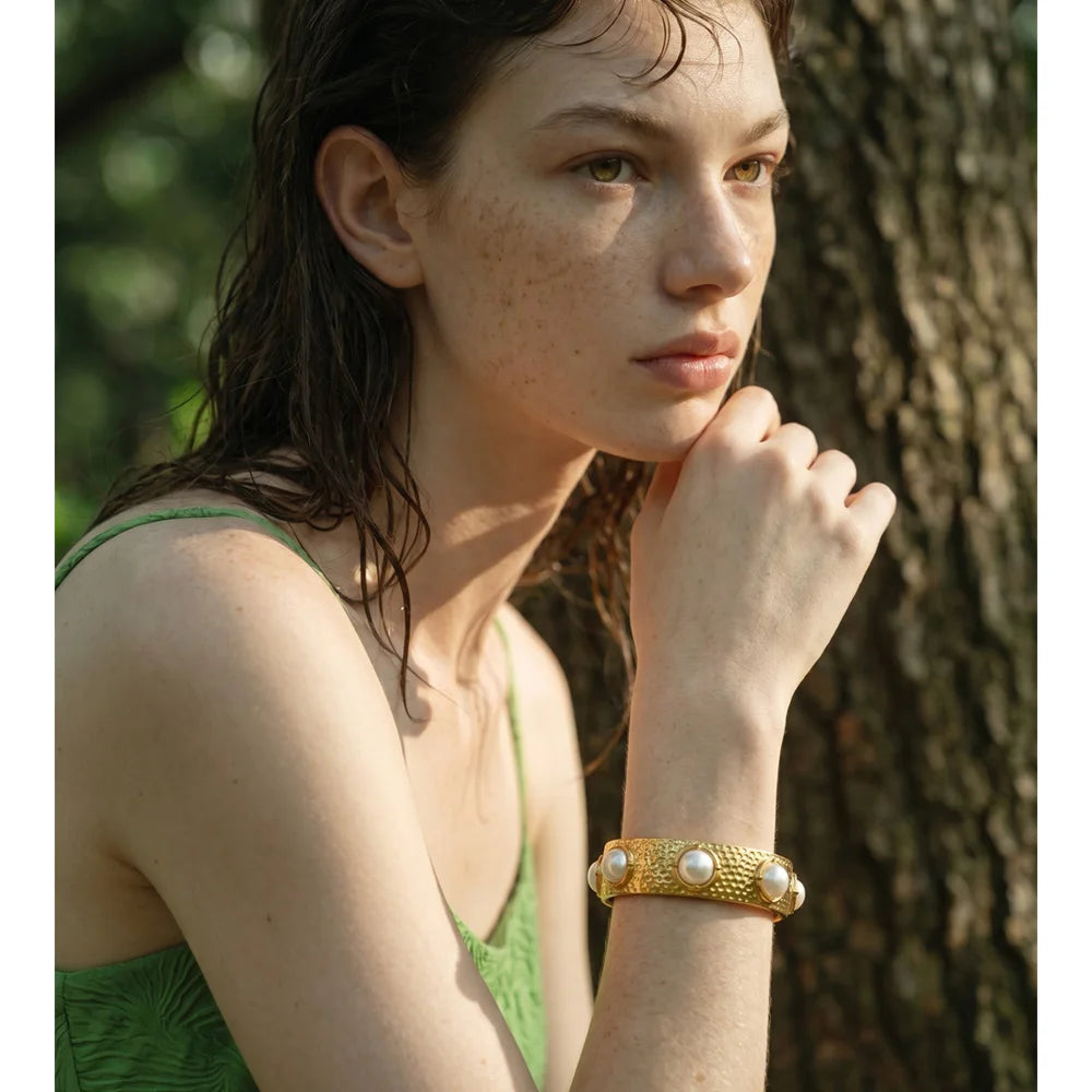 Pearl Geometric Bracelet — Gold-Plated Stainless Steel with Pearl · PS1399