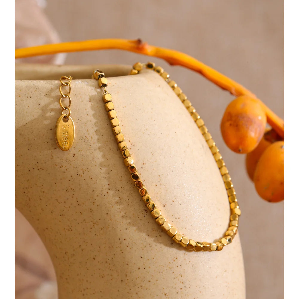 Beaded Geometric Chain Bracelet — Gold-Plated Stainless Steel · PS1030