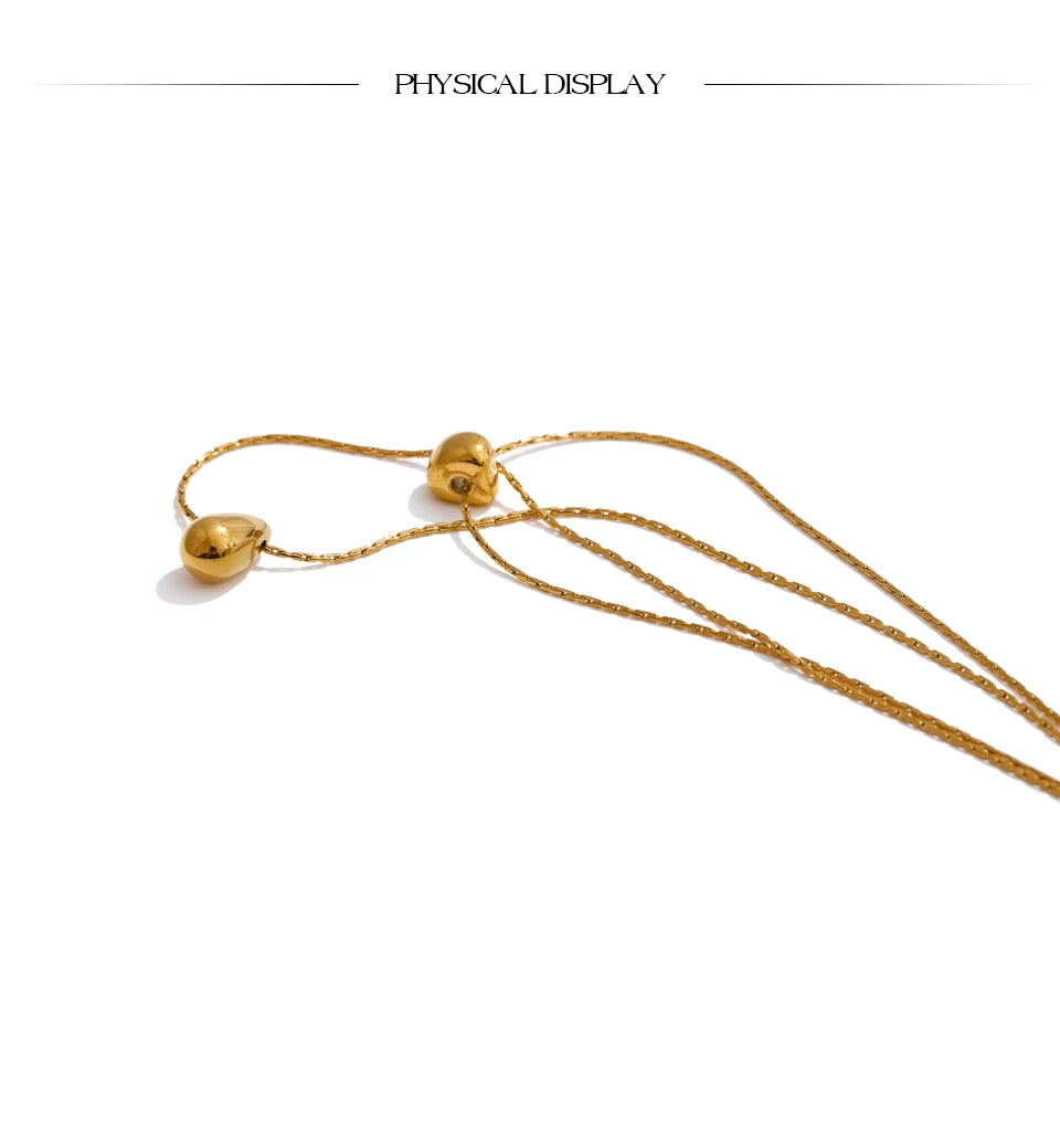 Chain layered necklace in gold-plated stainless steel.